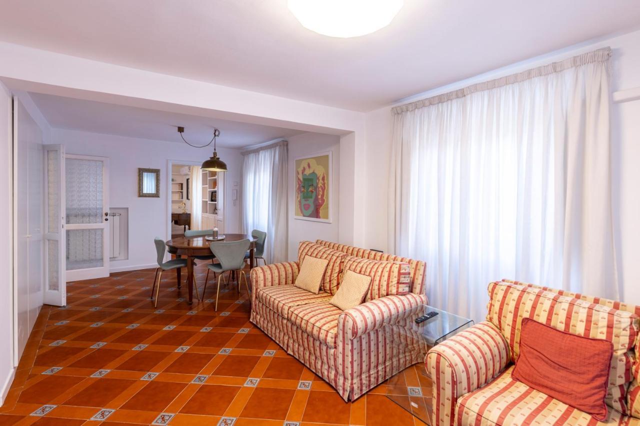 Parlamento Luxury Apartment Róma Kültér fotó