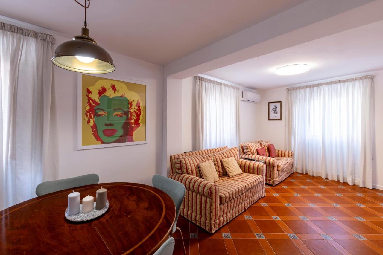 Parlamento Luxury Apartment Róma Kültér fotó